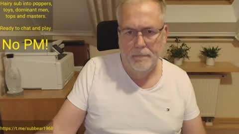 subbear1968 online show from June 13, 8:29 pm