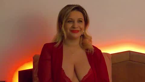 Snapshot of sublimecarla chatting on December 22, 10:18 pm Carla online show from December 22, 10:18 pm