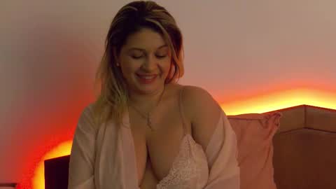 Snapshot of sublimecarla chatting on January 6, 9:50 pm Carla online show from January 6, 9:50 pm