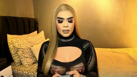 JADE ELYSE online show from August 7, 6:43 pm