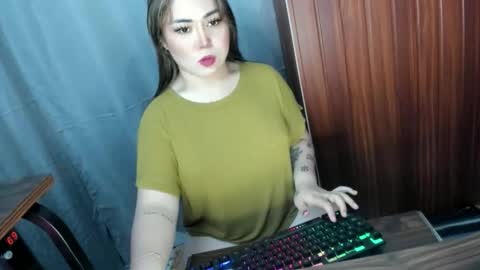 Millany online show from May 26, 4:41 am