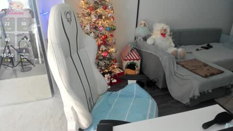 Kinga online show from December 27, 9:43 pm