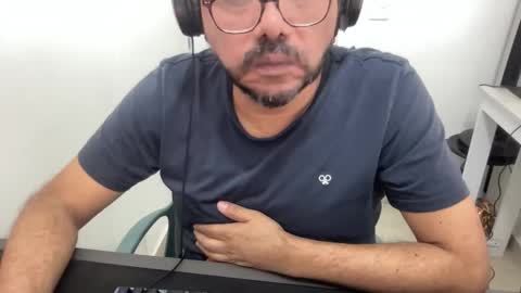 Snapshot of sugarhairybear chatting on January 11, 9:31 pm Johnny online show from January 11, 9:31 pm