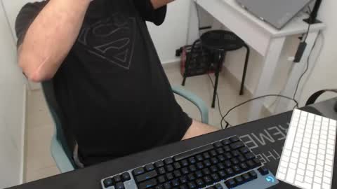 Snapshot of sugarhairybear chatting on April 12, 3:17 pm Johnny online show from April 12, 3:17 pm