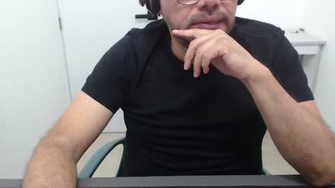 Snapshot of sugarhairybear chatting on July 20, 8:11 pm Johnny online show from July 20, 8:11 pm