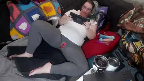 Nami online show from April 19, 1:38 am