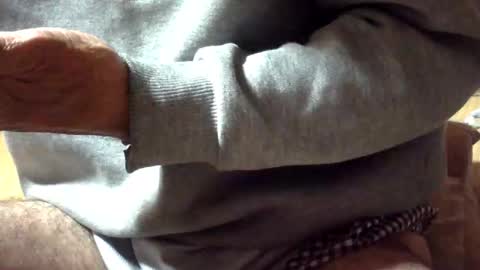 sugereyes99 online show from May 17, 2:46 pm