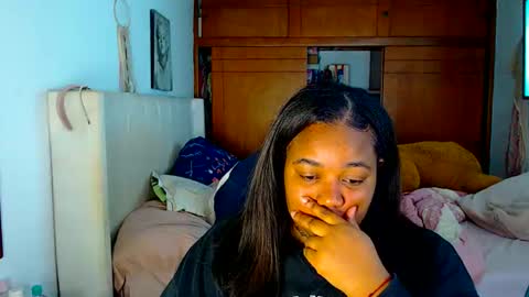 Cami   Back in 2 hours online show from January 8, 4:15 am