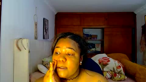 Cami   Back in 2 hours online show from February 16, 1:13 am