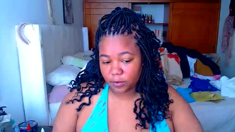 Cami   Back in 2 hours online show from April 12, 8:36 pm