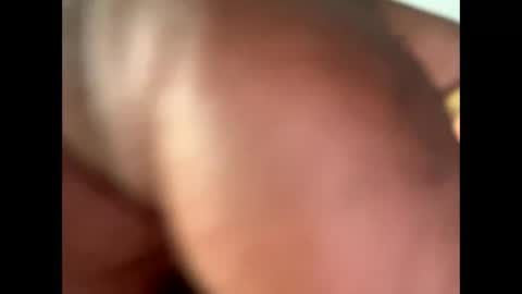 Let me be your knight that saves you online show from November 3, 9:48 pm