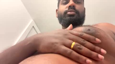 Let me be your knight that saves you online show from November 24, 2:28 pm