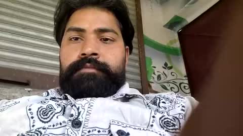 Snapshot of sumitvikramkumar9619 chatting on March 17, 11:24 am sumitvikramkumar9619 online show from March 17, 11:24 am