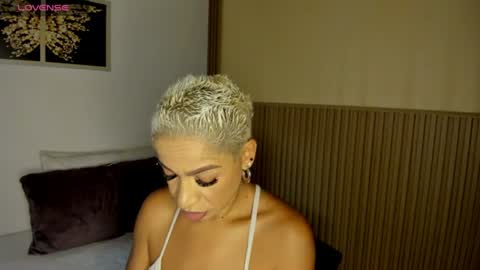 Snapshot of summer_night_ chatting on July 19, 12:42 pm Summer online show from July 19, 12:42 pm