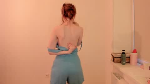 Summer Preston online show from May 22, 6:02 pm