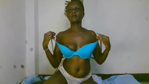 summerdew online show from April 19, 6:10 pm