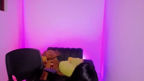 Snapshot of summerpurple chatting on February 28, 6:21 am SUMMER online show from February 28, 6:21 am