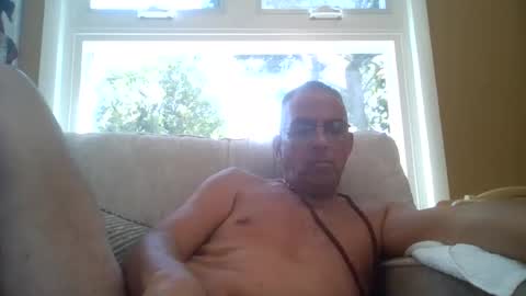 sundawg420 online show from August 4, 6:54 pm
