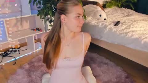 Jenny online show from June 18, 9:14 am