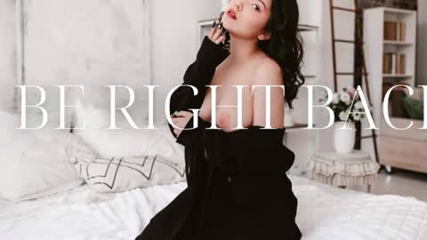 Amy online show from December 6, 1:29 am