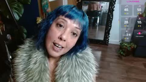 Snapshot of sunni_hottie chatting on May 8, 1:44 am Sunni Knight online show from May 8, 1:44 am