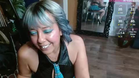 Snapshot of sunni_hottie chatting on June 14, 2:09 am Sunni Knight online show from June 14, 2:09 am