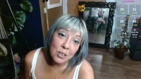 Sunni Knight online show from June 17, 2:03 am