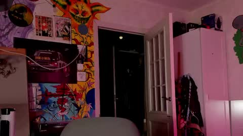 Sunny online show from May 22, 8:36 pm