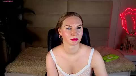 Snapshot of sunny_nicoleee chatting on July 5, 1:34 am sunny_nicoleee online show from July 5, 1:34 am
