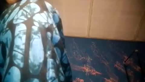 Sunnyblack2 online show from April 6, 10:00 pm