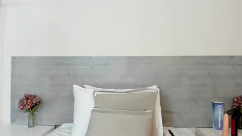 sunnywhitee online show from March 11, 7:31 pm