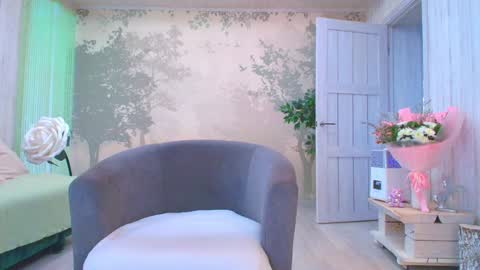 Eva  online show from March 14, 4:51 am