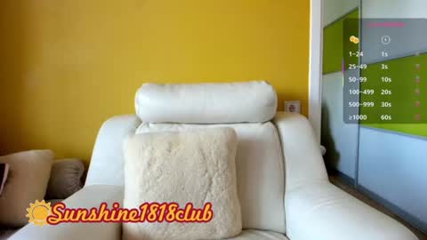 Snapshot of sunshine1818club chatting on July 1, 6:37 am Angela Sunshine1818club online show from July 1, 6:37 am