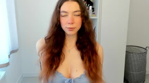 sunshine_bliss online show from May 14, 2:46 pm