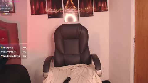 Snapshot of sunshine_gh1 chatting on February 23, 5:39 pm Sunshine online show from February 23, 5:39 pm