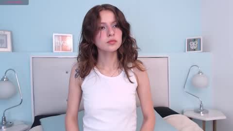 Snapshot of sunshine_gh1 chatting on October 21, 9:15 pm Sunshine online show from October 21, 9:15 pm