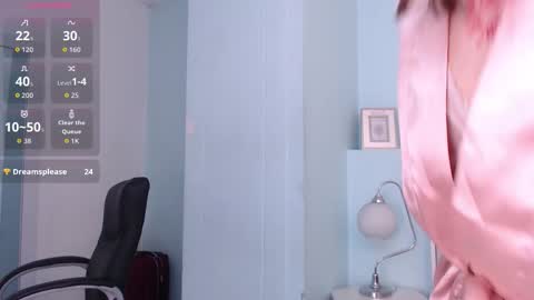 Snapshot of sunshine_gh1 chatting on October 22, 7:46 pm Sunshine online show from October 22, 7:46 pm