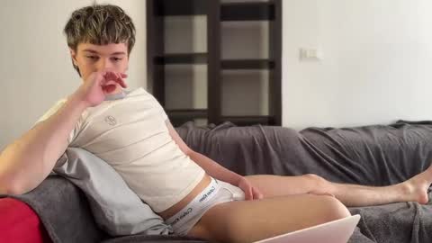 sunshinealex online show from April 8, 10:04 am