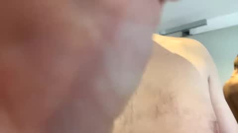 Snapshot of sunsyyy chatting on February 6, 10:40 am sunsyyy online show from February 6, 10:40 am