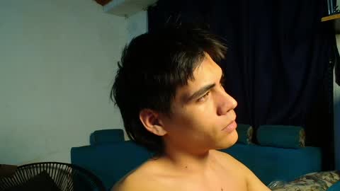 super_cute1 online show from May 31, 3:26 am
