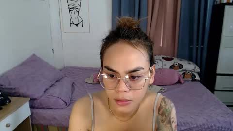 Im val online show from February 13, 4:08 am