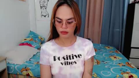 Im val online show from April 7, 12:55 am