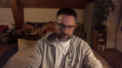 supersquirrel81 online show from December 22, 6:49 pm