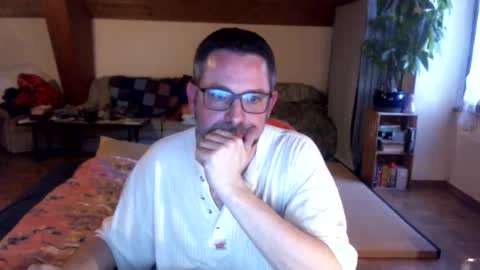 supersquirrel81 online show from March 4, 5:08 pm