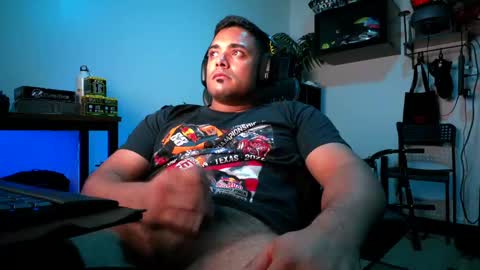supertoaster69 online show from May 9, 5:56 am