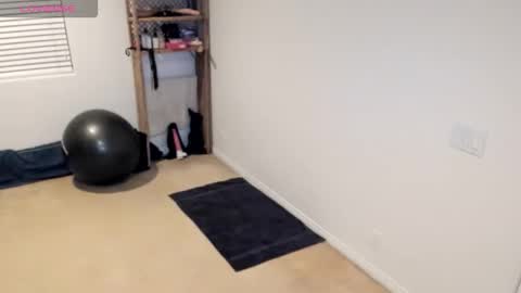 Snapshot of supervagtastic chatting on February 1, 5:06 am Supervagtastic online show from February 1, 5:06 am