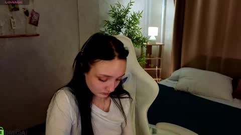 Annie online show from May 30, 1:46 am