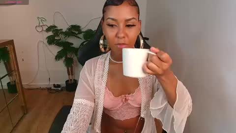 Susan online show from March 31, 11:54 am