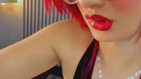 SusanaBell  online show from April 9, 9:31 pm