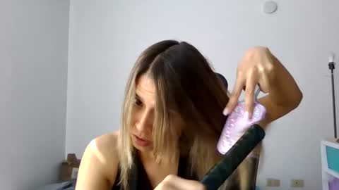 Susana online show from July 25, 8:06 pm